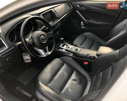 Белый Мазда 6, объемом двигателя 2.49 л и пробегом 235 тыс. км за 9999 $, фото 19 на Automoto.ua