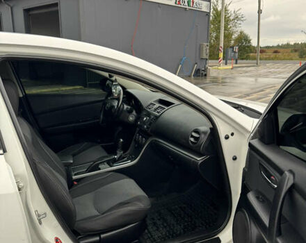 Белый Мазда 6, объемом двигателя 2 л и пробегом 340 тыс. км за 4950 $, фото 16 на Automoto.ua