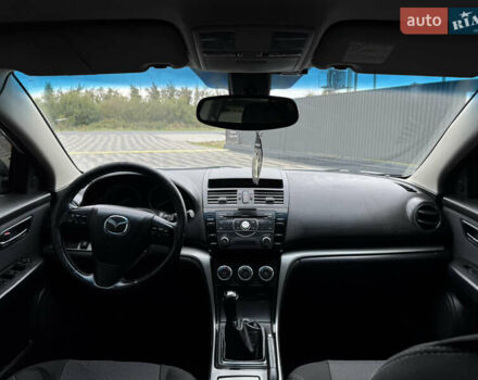 Белый Мазда 6, объемом двигателя 2 л и пробегом 340 тыс. км за 4950 $, фото 17 на Automoto.ua