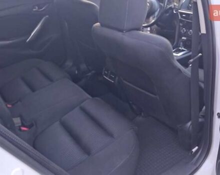 Білий Мазда 6, об'ємом двигуна 2 л та пробігом 137 тис. км за 10999 $, фото 7 на Automoto.ua