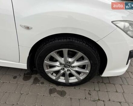 Белый Мазда 6, объемом двигателя 2 л и пробегом 234 тыс. км за 8900 $, фото 6 на Automoto.ua