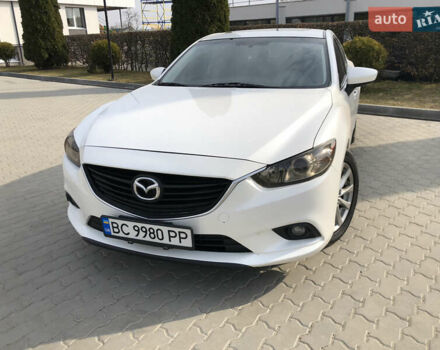 Белый Мазда 6, объемом двигателя 2.49 л и пробегом 235 тыс. км за 9999 $, фото 1 на Automoto.ua