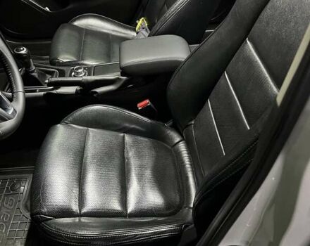 Білий Мазда 6, об'ємом двигуна 2 л та пробігом 171 тис. км за 11000 $, фото 23 на Automoto.ua