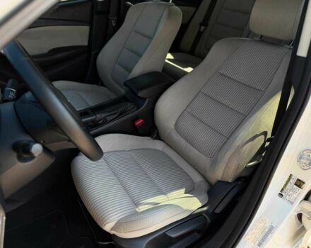 Білий Мазда 6, об'ємом двигуна 2.5 л та пробігом 208 тис. км за 10500 $, фото 12 на Automoto.ua