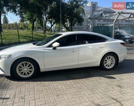 Білий Мазда 6, об'ємом двигуна 2 л та пробігом 171 тис. км за 11000 $, фото 11 на Automoto.ua