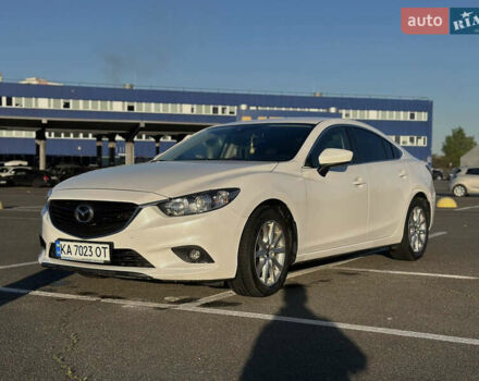 Белый Мазда 6, объемом двигателя 2 л и пробегом 176 тыс. км за 12800 $, фото 1 на Automoto.ua