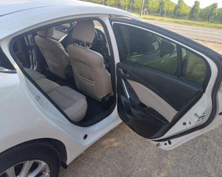 Белый Мазда 6, объемом двигателя 2.5 л и пробегом 197 тыс. км за 11200 $, фото 8 на Automoto.ua