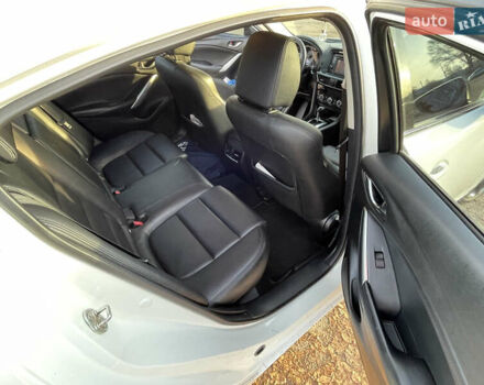 Белый Мазда 6, объемом двигателя 2.49 л и пробегом 222 тыс. км за 10500 $, фото 9 на Automoto.ua