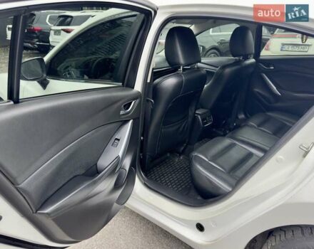 Белый Мазда 6, объемом двигателя 2 л и пробегом 171 тыс. км за 10900 $, фото 19 на Automoto.ua