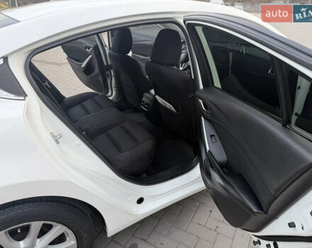 Білий Мазда 6, об'ємом двигуна 2.5 л та пробігом 118 тис. км за 12999 $, фото 13 на Automoto.ua