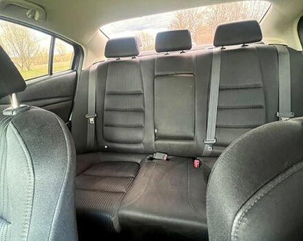 Білий Мазда 6, об'ємом двигуна 2 л та пробігом 210 тис. км за 10999 $, фото 8 на Automoto.ua