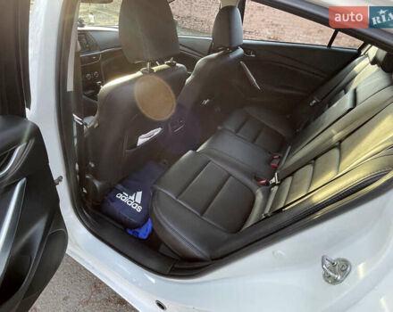 Белый Мазда 6, объемом двигателя 2.49 л и пробегом 222 тыс. км за 10500 $, фото 8 на Automoto.ua