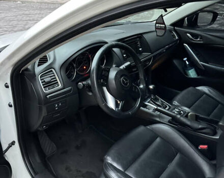 Белый Мазда 6, объемом двигателя 2.49 л и пробегом 219 тыс. км за 10600 $, фото 6 на Automoto.ua