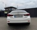 Белый Мазда 6, объемом двигателя 2 л и пробегом 152 тыс. км за 11000 $, фото 3 на Automoto.ua