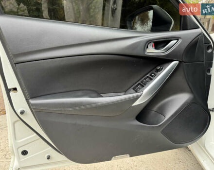 Белый Мазда 6, объемом двигателя 2.49 л и пробегом 120 тыс. км за 11600 $, фото 32 на Automoto.ua