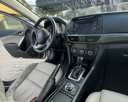 Білий Мазда 6, об'ємом двигуна 2.49 л та пробігом 160 тис. км за 12000 $, фото 15 на Automoto.ua