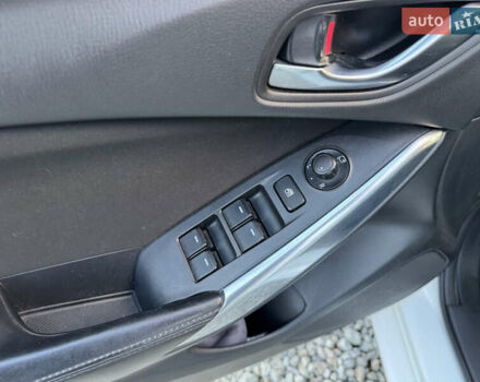Мазда 6 2014 у Івано-Франківську на Automoto.ua Білий Мазда 6, об'ємом двигуна 2 л та пробігом 110 тис. км за 12600 $, фото 10 на Automoto.ua