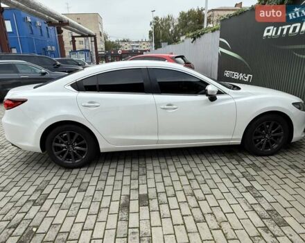Білий Мазда 6, об'ємом двигуна 2 л та пробігом 145 тис. км за 12900 $, фото 38 на Automoto.ua