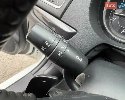 Белый Мазда 6, объемом двигателя 2.49 л и пробегом 120 тыс. км за 11600 $, фото 55 на Automoto.ua