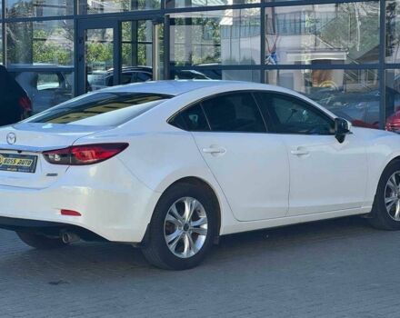 Белый Мазда 6, объемом двигателя 2 л и пробегом 109 тыс. км за 13000 $, фото 5 на Automoto.ua