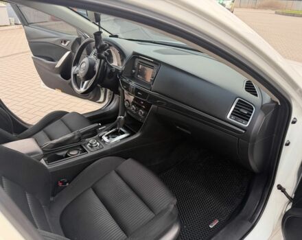 Білий Мазда 6, об'ємом двигуна 2.5 л та пробігом 118 тис. км за 12999 $, фото 15 на Automoto.ua