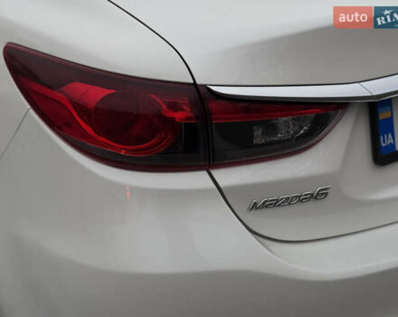 Белый Мазда 6, объемом двигателя 2.5 л и пробегом 152 тыс. км за 10800 $, фото 15 на Automoto.ua