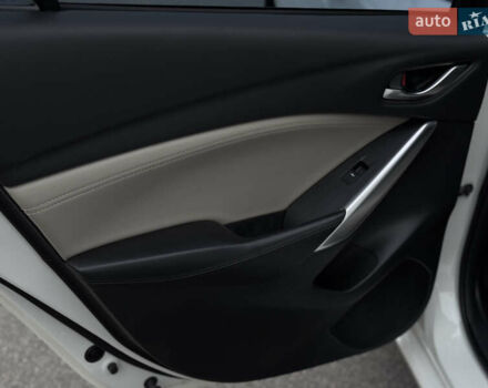 Белый Мазда 6, объемом двигателя 2.5 л и пробегом 152 тыс. км за 10800 $, фото 29 на Automoto.ua