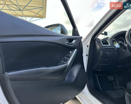 Белый Мазда 6, объемом двигателя 2.49 л и пробегом 203 тыс. км за 13000 $, фото 22 на Automoto.ua