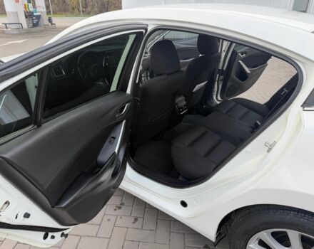 Білий Мазда 6, об'ємом двигуна 2.5 л та пробігом 118 тис. км за 12999 $, фото 12 на Automoto.ua