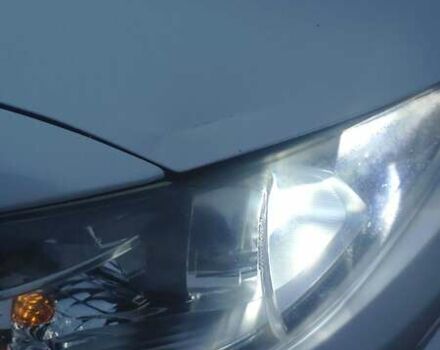 Белый Мазда 6, объемом двигателя 2.49 л и пробегом 213 тыс. км за 12000 $, фото 11 на Automoto.ua