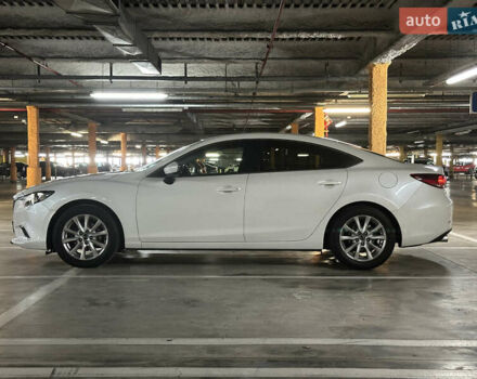 Белый Мазда 6, объемом двигателя 2.49 л и пробегом 203 тыс. км за 13000 $, фото 2 на Automoto.ua