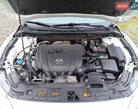 Белый Мазда 6, объемом двигателя 2.49 л и пробегом 166 тыс. км за 12500 $, фото 18 на Automoto.ua