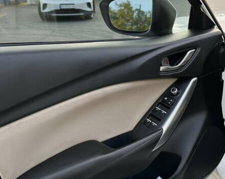 Белый Мазда 6, объемом двигателя 2.49 л и пробегом 248 тыс. км за 11300 $, фото 10 на Automoto.ua