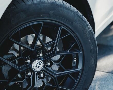 Белый Мазда 6, объемом двигателя 2.5 л и пробегом 106 тыс. км за 13000 $, фото 7 на Automoto.ua