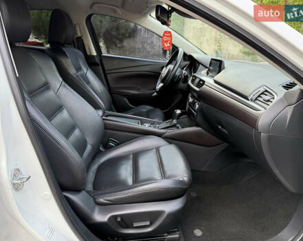 Белый Мазда 6, объемом двигателя 2.19 л и пробегом 171 тыс. км за 14700 $, фото 57 на Automoto.ua