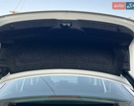 Белый Мазда 6, объемом двигателя 2.49 л и пробегом 130 тыс. км за 15997 $, фото 84 на Automoto.ua