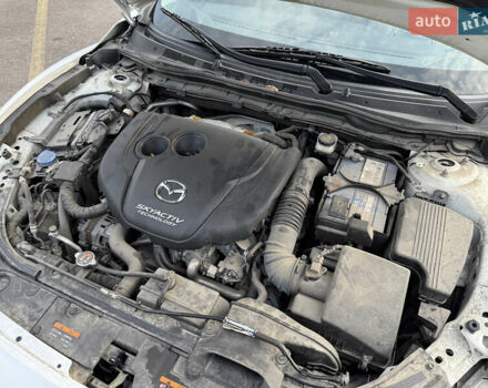 Белый Мазда 6, объемом двигателя 2.19 л и пробегом 171 тыс. км за 14700 $, фото 66 на Automoto.ua