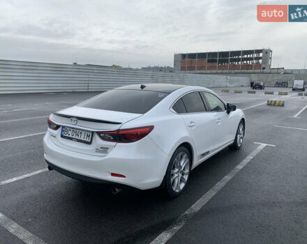 Белый Мазда 6, объемом двигателя 2.49 л и пробегом 107 тыс. км за 11700 $, фото 5 на Automoto.ua