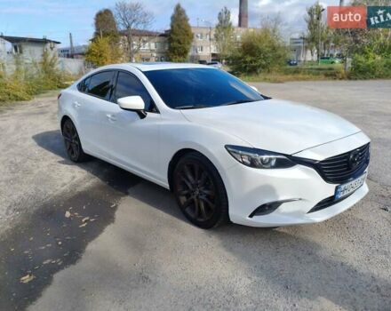 Белый Мазда 6, объемом двигателя 2.5 л и пробегом 162 тыс. км за 12300 $, фото 8 на Automoto.ua