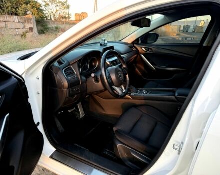 Белый Мазда 6, объемом двигателя 2 л и пробегом 79 тыс. км за 13100 $, фото 5 на Automoto.ua
