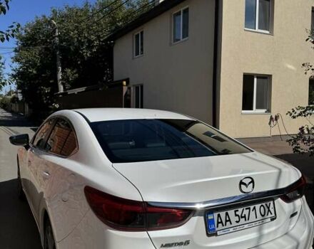 Белый Мазда 6, объемом двигателя 2.49 л и пробегом 200 тыс. км за 16000 $, фото 4 на Automoto.ua