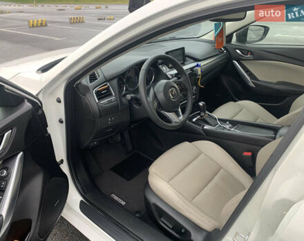 Белый Мазда 6, объемом двигателя 2.49 л и пробегом 107 тыс. км за 11700 $, фото 9 на Automoto.ua