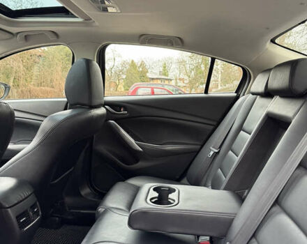 Білий Мазда 6, об'ємом двигуна 2.49 л та пробігом 200 тис. км за 11800 $, фото 17 на Automoto.ua