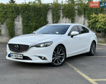 Белый Мазда 6, объемом двигателя 2.19 л и пробегом 171 тыс. км за 14700 $, фото 2 на Automoto.ua