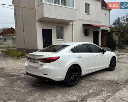 Мазда 6 2015 у Умани на Automoto.ua Білий Мазда 6, об'ємом двигуна 2.5 л та пробігом 170 тис. км за 13500 $, фото 4 на Automoto.ua