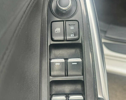 Белый Мазда 6, объемом двигателя 2.5 л и пробегом 142 тыс. км за 13000 $, фото 12 на Automoto.ua