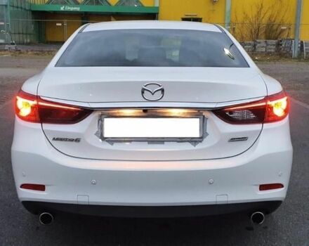 Белый Мазда 6, объемом двигателя 2.5 л и пробегом 190 тыс. км за 11000 $, фото 3 на Automoto.ua