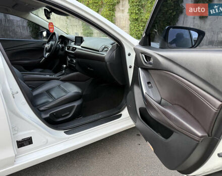 Белый Мазда 6, объемом двигателя 2.19 л и пробегом 171 тыс. км за 14700 $, фото 56 на Automoto.ua