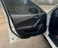 Белый Мазда 6, объемом двигателя 2.19 л и пробегом 155 тыс. км за 13000 $, фото 14 на Automoto.ua