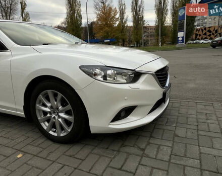 Білий Мазда 6, об'ємом двигуна 2 л та пробігом 200 тис. км за 15200 $, фото 4 на Automoto.ua